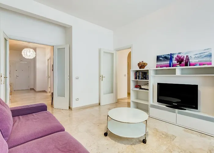 Vatican Andrea's Appartement